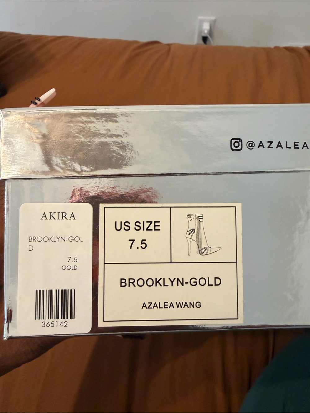 Azalea Wang "Brooklyn-Gold" Metallic Stiletto Booties Size 7 1/2 - Picture 2 of 4